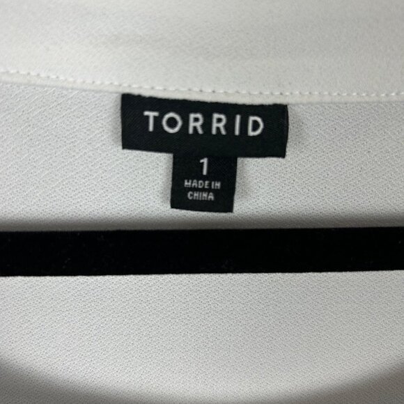 Torrid Studio Knit Short Lace Sleeve Top 1X White - Picture 5 of 11